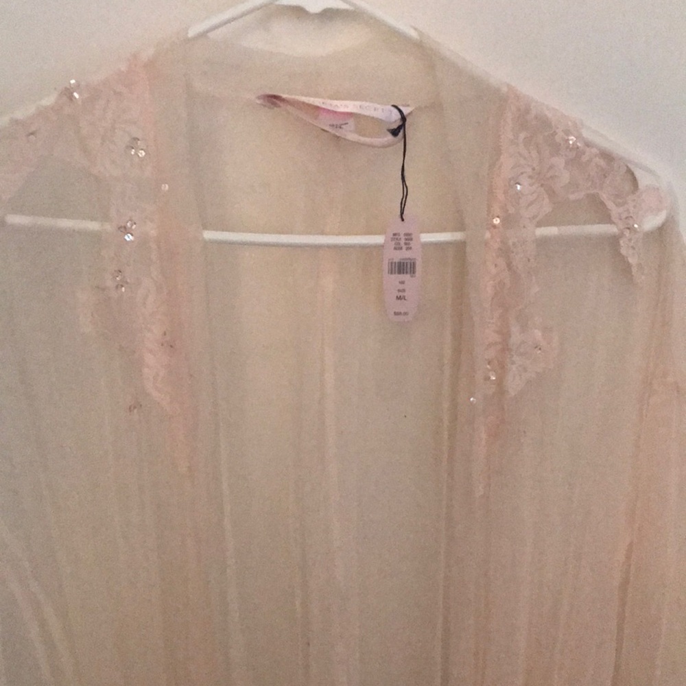 Victoria Secret pink robe M/L